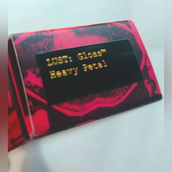 Pat McGrath Labs Lust Lipgloss- Heavy Petal - Picture 8 of 8